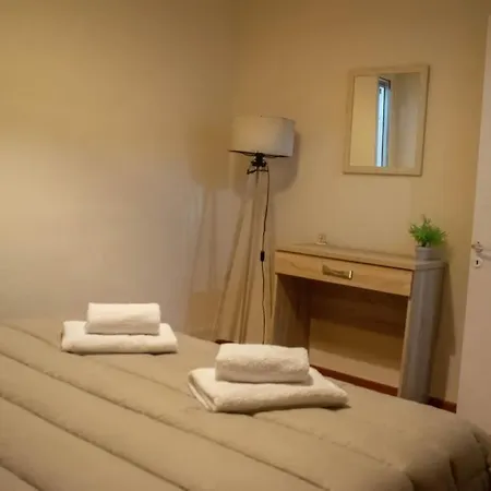 Deppy's Two-storey House Appartement